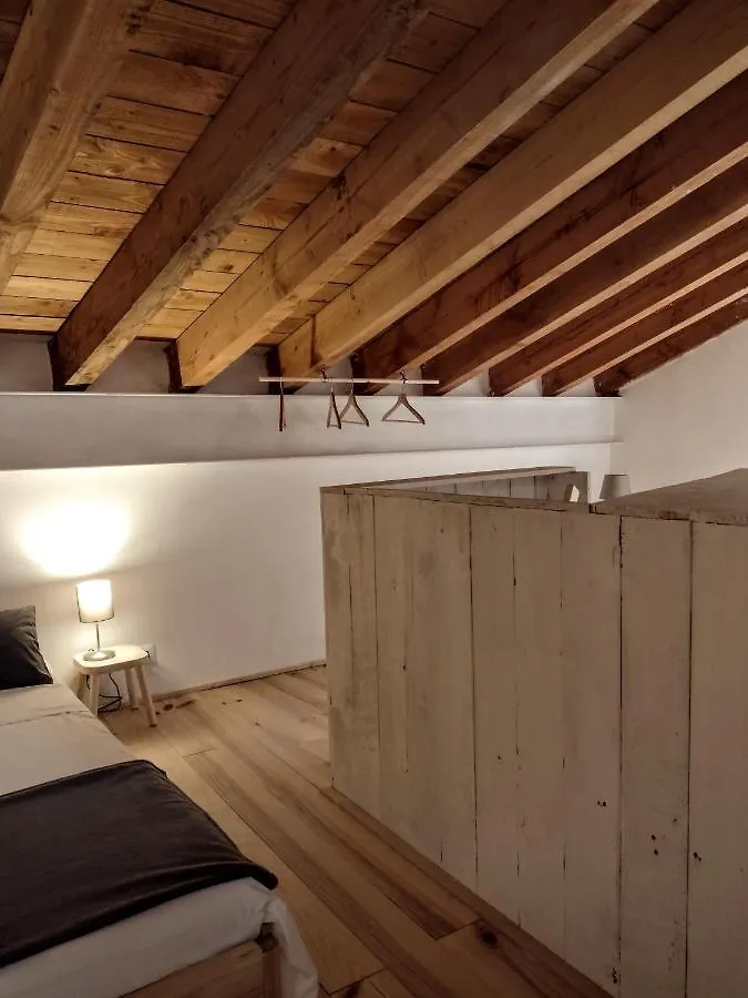 Casa rural Can Tando, antiguo pajar de piedra restaurado Sant Jordi Desvalls